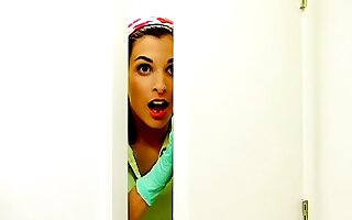 Dr Tuber amateur brunette