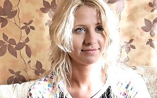 Any Porn babe blonde