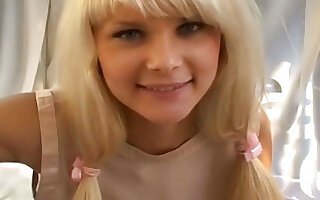 Ice Porn amateur blonde