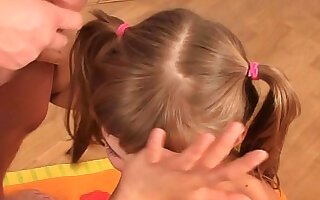 Jizz Bunker babe blonde