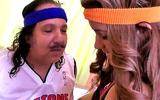 Porno Xo beautiful brunette