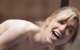 Porn Tube lesbian milf